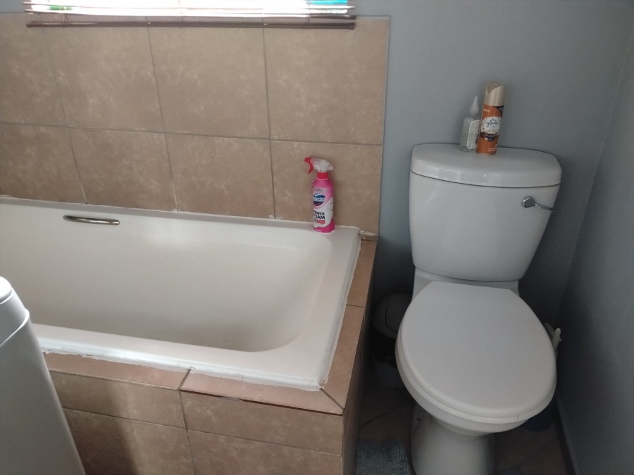 2 Bedroom Property for Sale in Pinehaven Free State